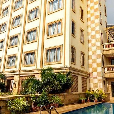 Blue River Hotel Phnom Penh Exterior foto